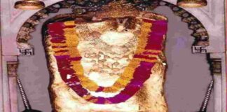 क्या आपने कभी श्री बालाजी महाराज की आँखो में आँखे डालकर देखा है ?